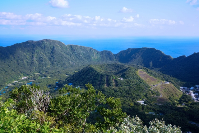 青ヶ島　池の沢