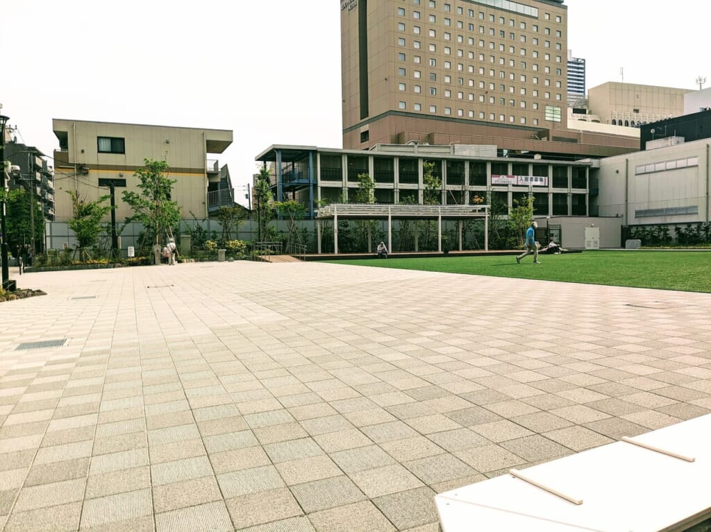 えきまえテラス