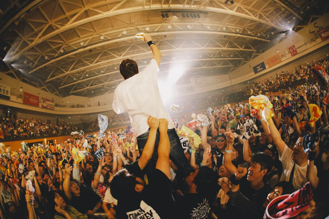 FUNKY MONKEY BΛBY'S