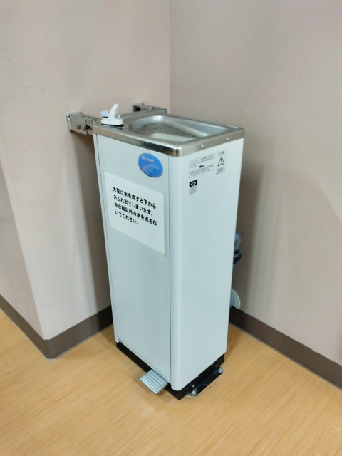 給水機