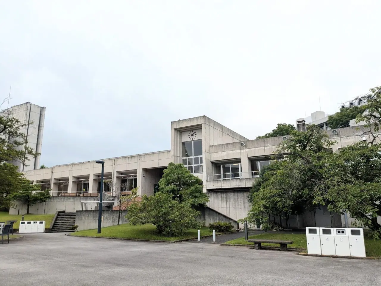 多摩美術大学