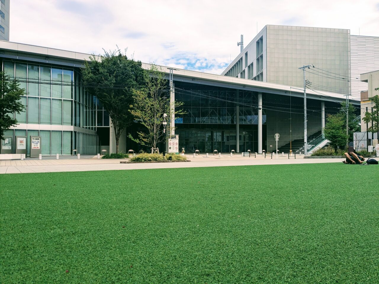 えきまえテラス