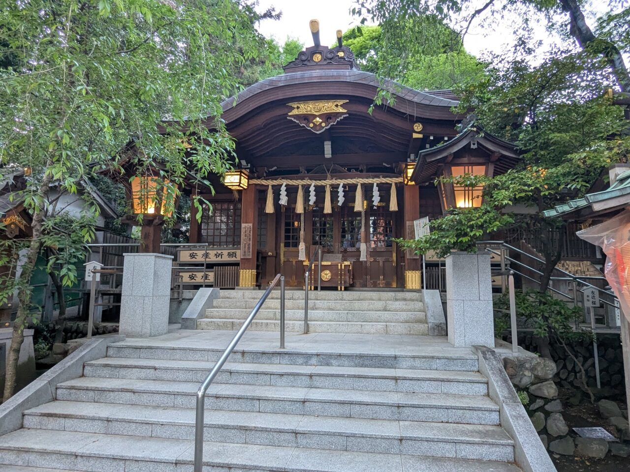 子安神社