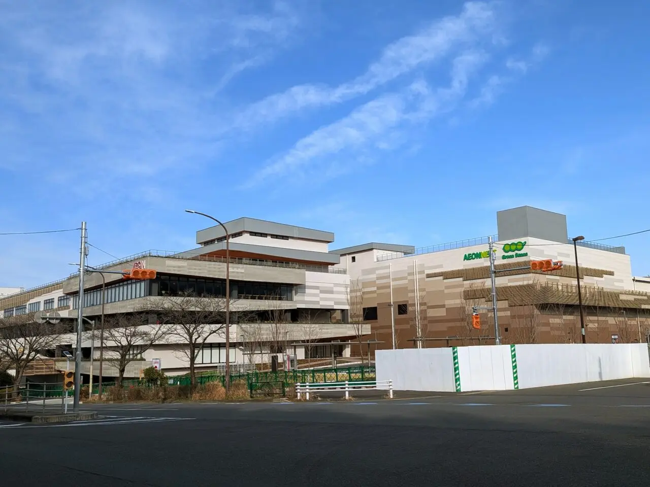 イオンモール八王子滝山