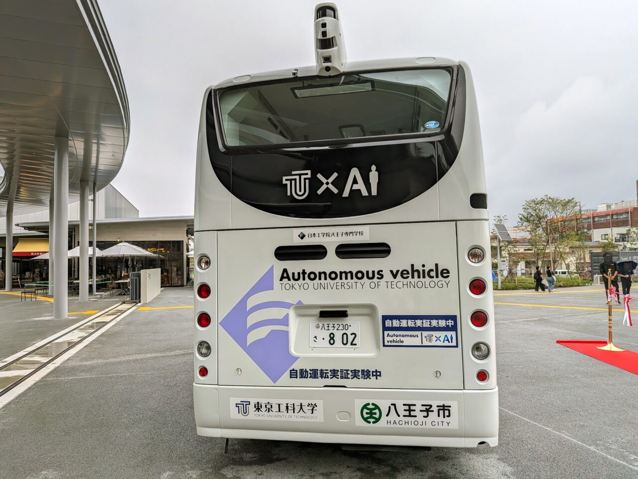 自動運転バス