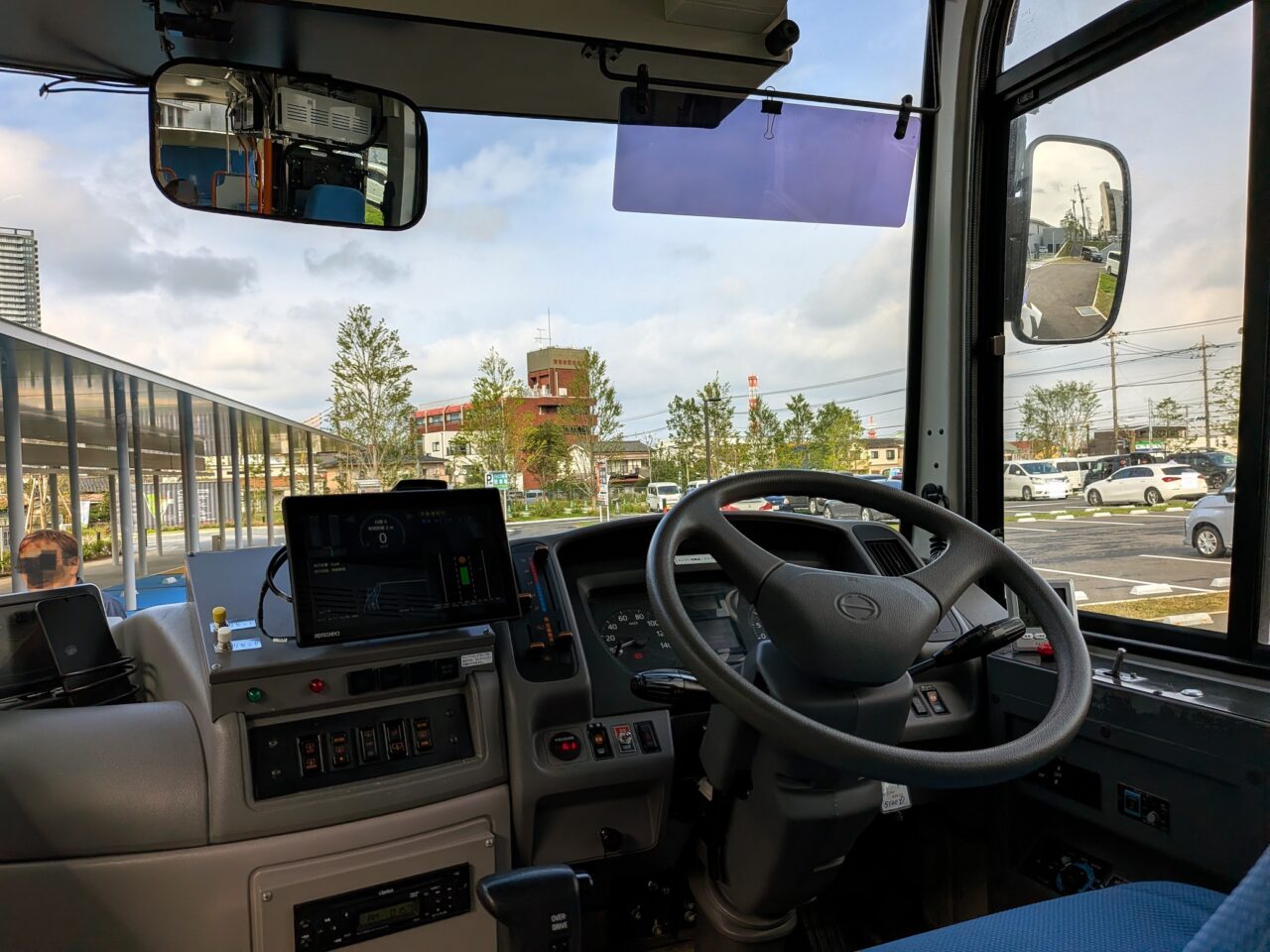 自動運転バス